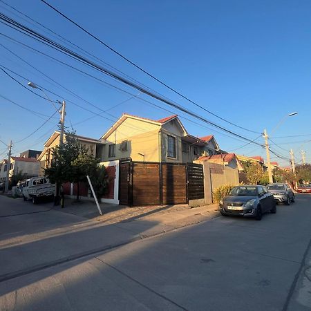 Hostel Tu Espacio Re - Casa Cerca Del Aeropuerto Santiago del Cile Esterno foto